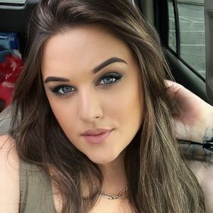 Meet your Posher, Cady